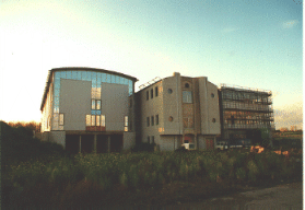[Photo: New institute building in Seffent-Melaten]